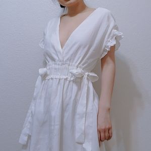 Zara Flowy Summer Little White Dress with Bows (Mini Babydoll Dress)